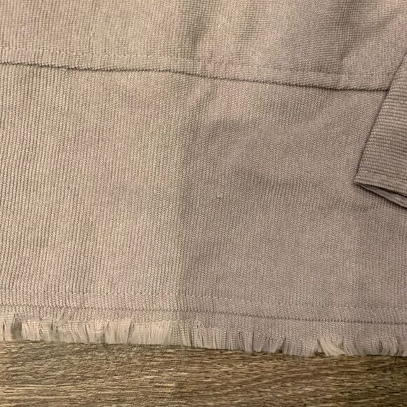 Doe + Rae Anthropologie NWT lightweight shacket. Size: S. Factory distressed - Picture 4 of 7